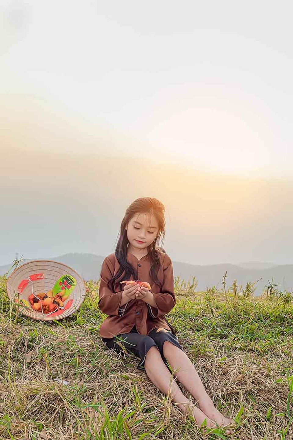 Ngắm nét xinh xắn trong veo của em bé thôn quê - 6 Ngắm nét xinh xắn trong veo của em bé thôn quê - 6
