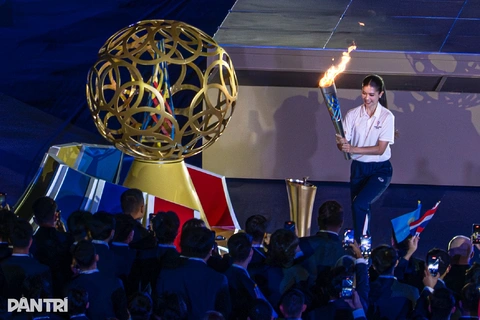 Báo Thái Lan chỉ trích việc nhầm cờ liên tục tại SEA Games 33