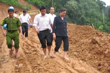 Pa Tý tan hoang sau trận lũ bất ngờ 