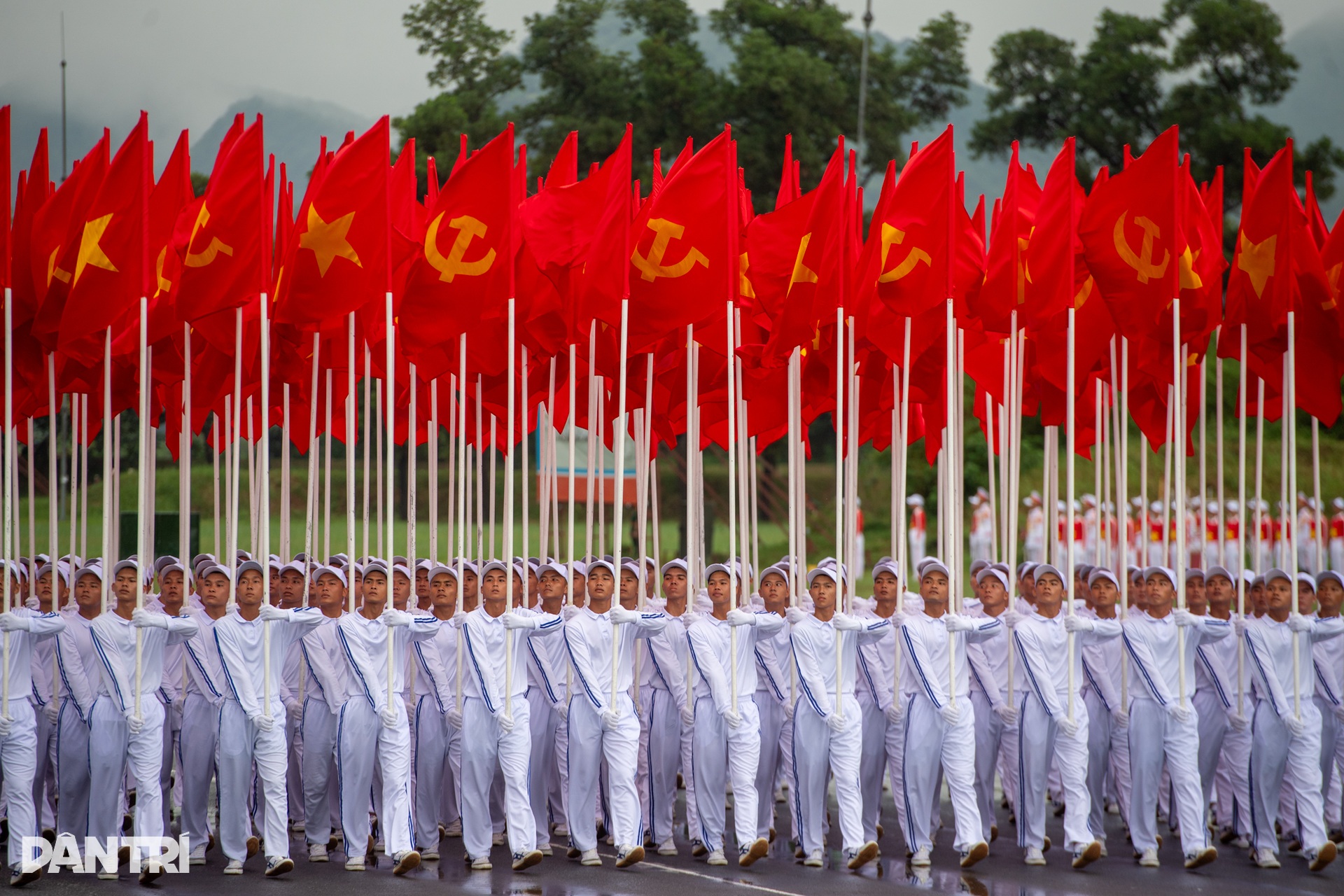 “Vượt nắng thắng mưa”, ý chí ngày hội non sông - 7 “Vượt nắng thắng mưa”, ý chí ngày hội non sông - 7