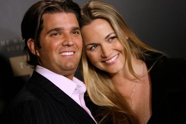 Con dâu ông Trump nhập viện sau khi nhận phong bì chứa chất lạ