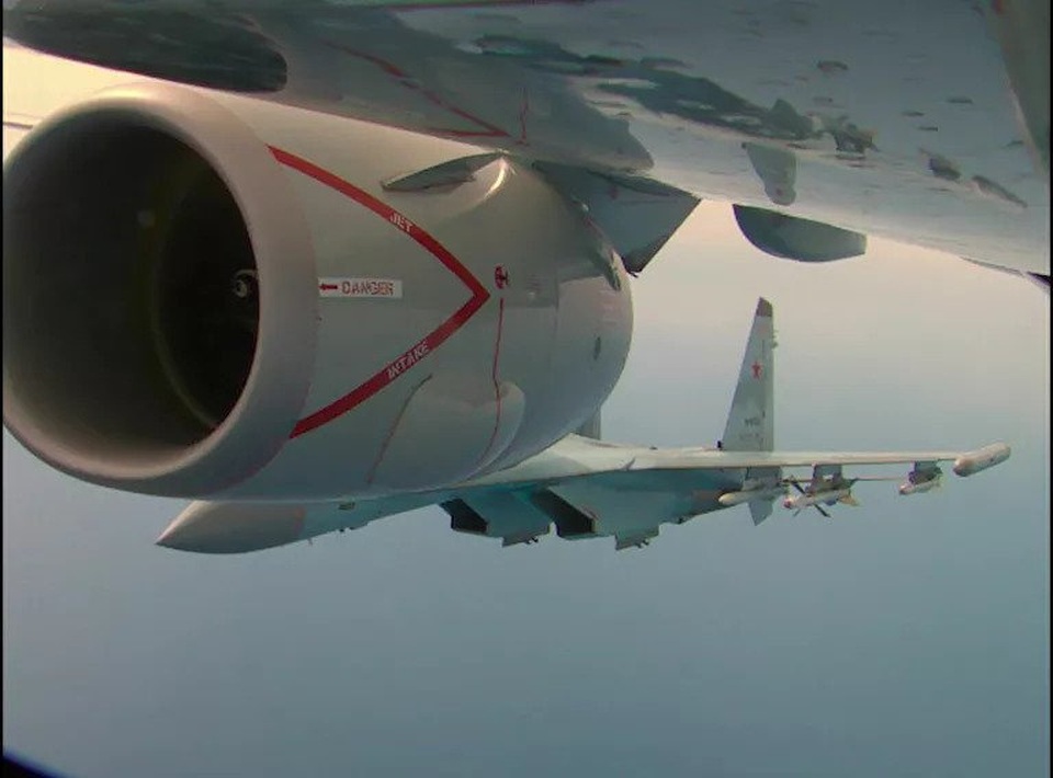 Mỹ tung video “tố” Su-35 Nga chặn sát thủ diệt ngầm P-8A - 2 Mỹ tung video “tố” Su-35 Nga chặn sát thủ diệt ngầm P-8A - 2