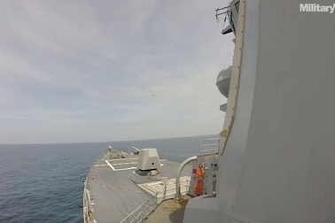 Dàn vũ khí "khủng" trên tàu khu trục tên lửa lớp Arleigh Burke của Mỹ