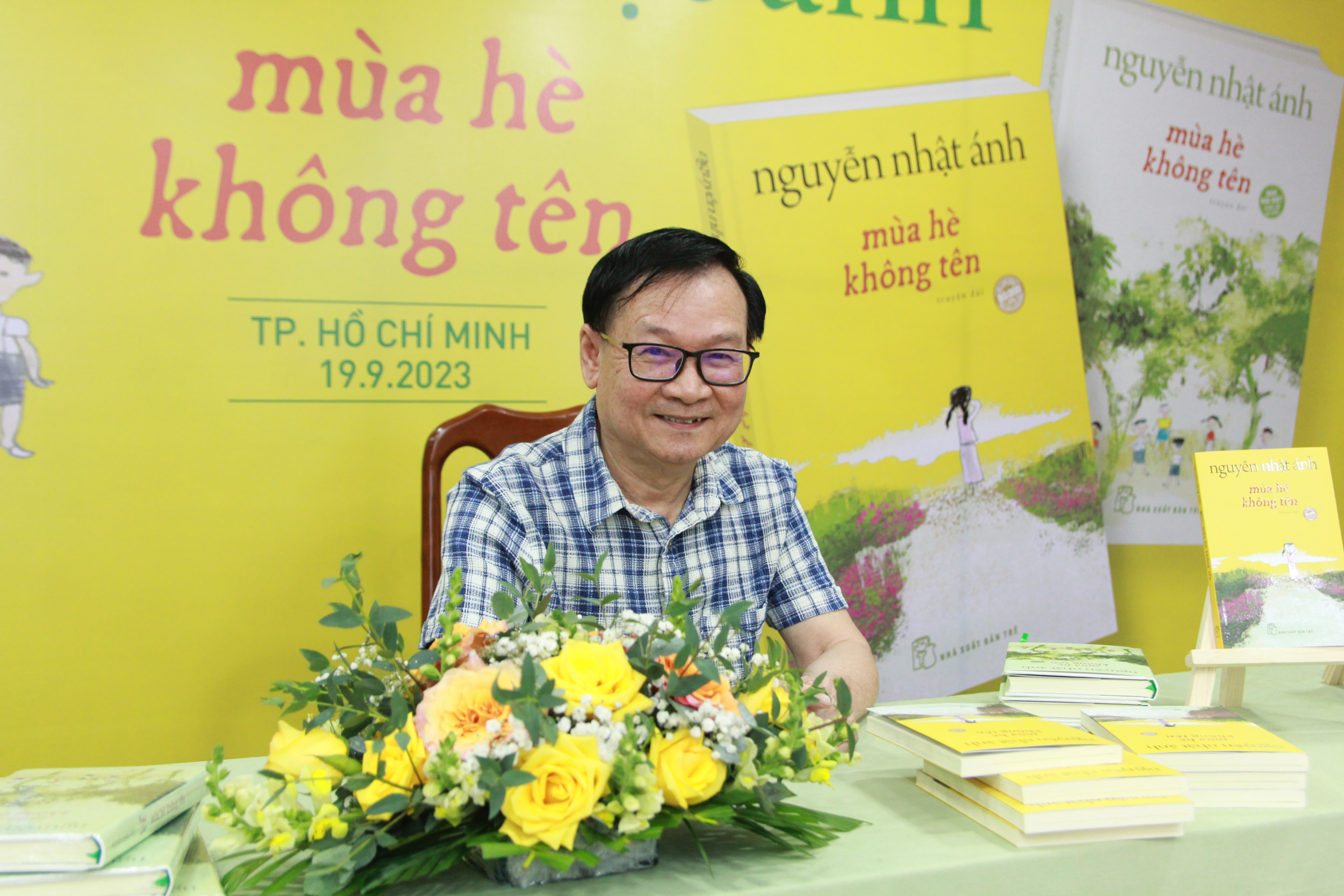 הקיץ חסר השם של הסופרת נגוין נאט אן וזיכרונות בלתי נשכחים - 2 Mùa hè không tên của nhà văn Nguyễn Nhật Ánh và những kỷ niệm không quên - 2