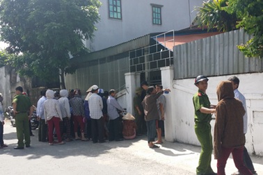 Bé trai 26 tháng tuổi tử vong  cùng mẹ trong tư thế treo cổ