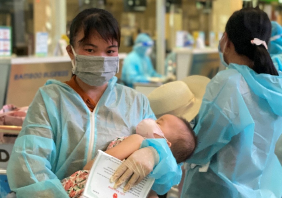 Thanh Hóa đón hơn 190 công dân có hoàn cảnh khó khăn từ TPHCM về quê - 2 Thanh Hóa đón hơn 190 công dân có hoàn cảnh khó khăn từ TPHCM về quê - 2
