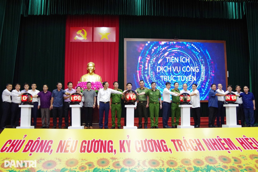 Hà Nam triển khai giải pháp không dùng tiền mặt tại cơ sở giáo dục - 1 Hà Nam triển khai giải pháp không dùng tiền mặt tại cơ sở giáo dục - 1