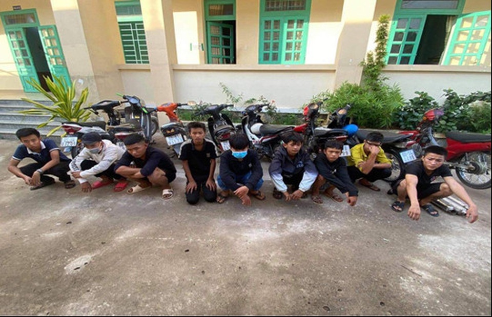 Vây bắt hàng chục đối tượng nẹt pô đánh võng trong khu dân cư - 1 Vây bắt hàng chục đối tượng nẹt pô đánh võng trong khu dân cư - 1