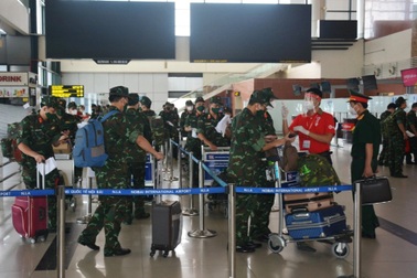 1.000 quân nhân từ Hà Nội vào TPHCM chống dịch