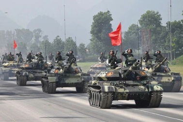 Mãn nhãn với xe tăng, tên lửa hợp luyện chuẩn bị cho diễu binh đại lễ 2/9