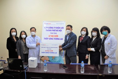 EVNHANOI phối hợp cùng Tổ chức Operation Smile tài trợ cho trẻ em bị tật vùng hàm mặt