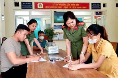 Bị phạt 10 triệu đồng vì để người nước ngoài ở công ty không khai báo