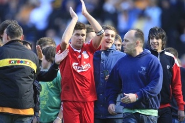 Liverpool hớn hở vì giữ chân được Gerrard