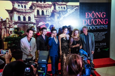 Ngôi sao phim “Đông Dương” gặp gỡ các nhà làm phim và khán giả Việt Nam