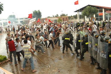 Diễn tập phòng chống bạo loạn và khủng bố