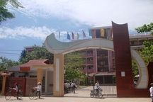 Gần 2.000 thí sinh đua sức vào Trường THPT chuyên Lam Sơn   