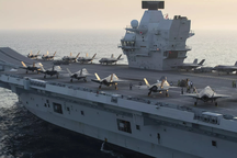 Anh tính đưa tàu sân bay tới Biển Đỏ "nắn gân" Houthi
