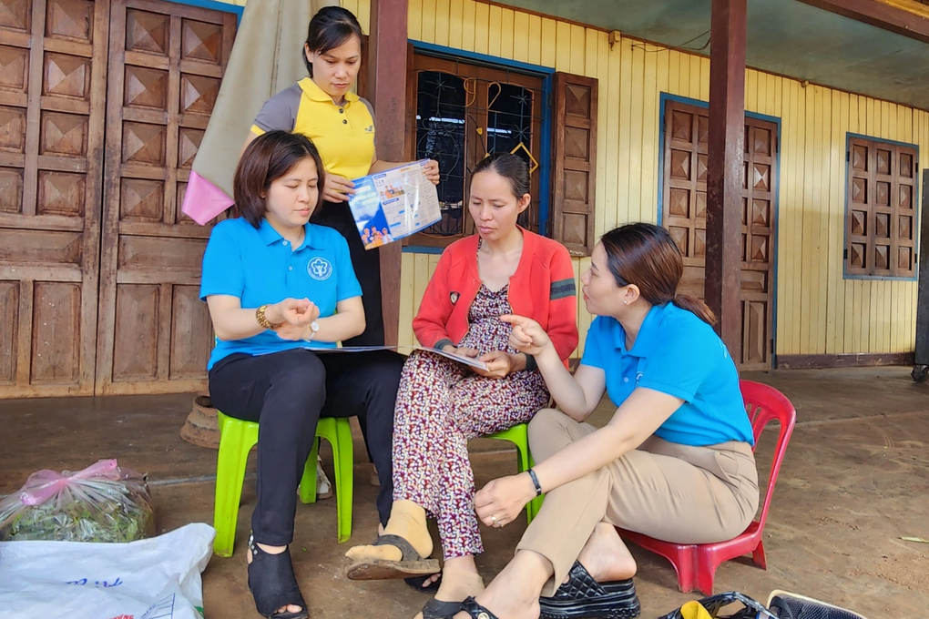Hàng nghìn lao động rút bảo hiểm, có người đóng hơn 19 năm còn rút - 2 Hàng nghìn lao động rút bảo hiểm, có người đóng hơn 19 năm còn rút - 2
