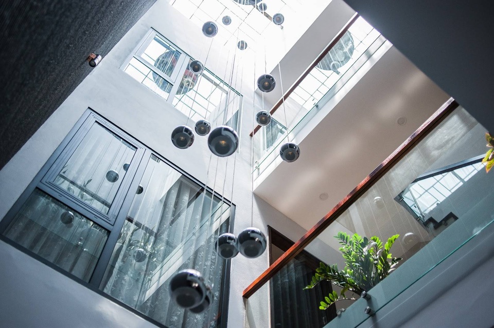 Gia đình ở Hà Nội trồng cả vườn cây xanh đẹp hiếm có trong căn nhà phố - 8