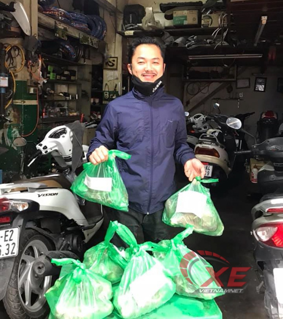 Đại lý đóng cửa, dân sale ô tô làm shipper, gắng qua đại dịch - 2 Đại lý đóng cửa, dân sale ô tô làm shipper, gắng qua đại dịch - 2
