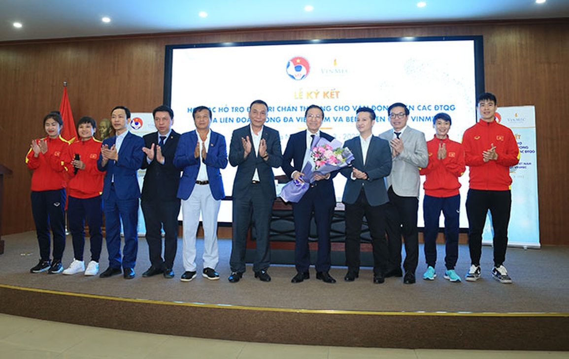 Tuyển thủ Việt Nam được chữa trị chấn thương miễn phí - 1 Tuyển thủ Việt Nam được chữa trị chấn thương miễn phí - 1