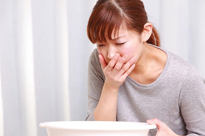 6 nguyên tắc giúp bạn tránh ngộ độc mùa nắng nóng - Ảnh 1. 6 nguyên tắc giúp bạn tránh ngộ độc mùa nắng nóng - Ảnh 1.