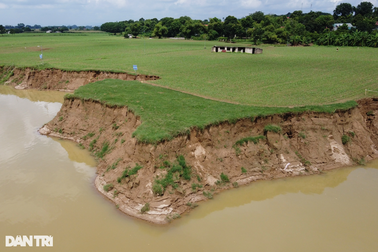 Thanh Hóa: Sạt lở bờ sông, hàng chục hộ dân sống trong thấp thỏm, lo âu