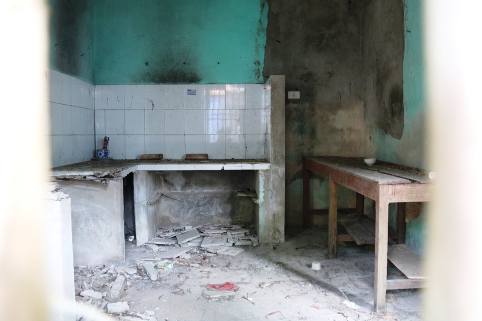 Khu du lịch biển Xuân Thành hoang tàn sau nhiều năm vắng bóng du khách - 9 Khu du lịch biển Xuân Thành hoang tàn sau nhiều năm vắng bóng du khách - 9