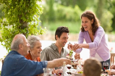 Thà rằng cứ lấy chồng xa…