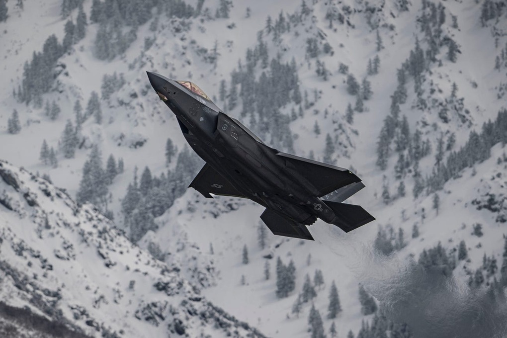 Thụy Sĩ tìm cách đàm phán thương vụ F-35 với Mỹ, cảnh báo cắt giảm đặt hàng - 1 Thụy Sĩ tìm cách đàm phán thương vụ F-35 với Mỹ, cảnh báo cắt giảm đặt hàng - 1