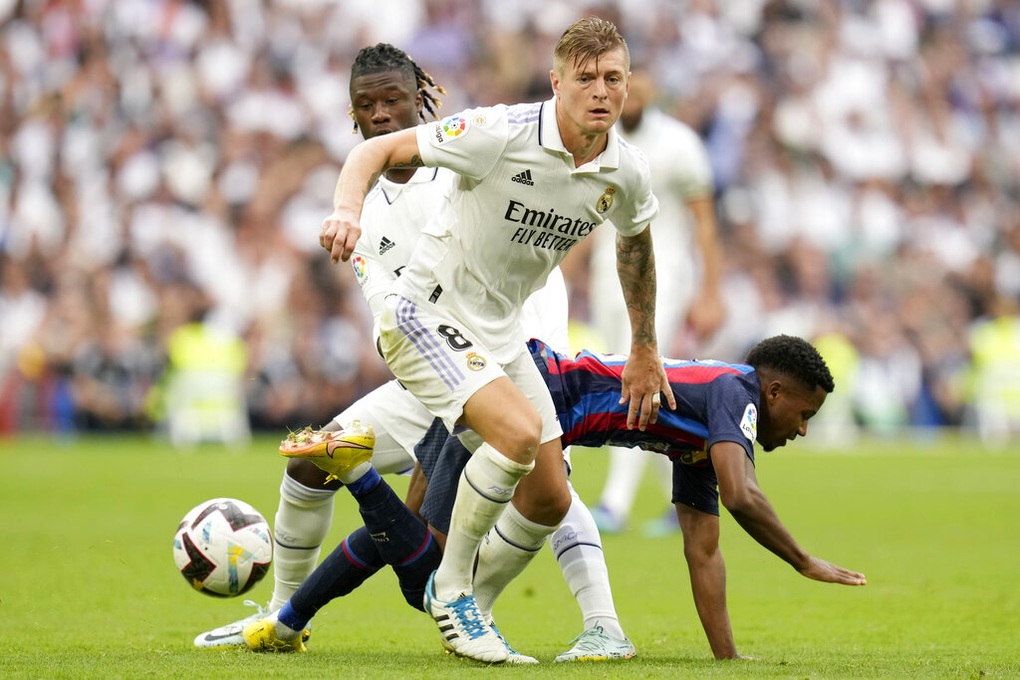 Benzema ghi bàn, Real Madrid đánh bại Barcelona ở Bernabeu - 1 Benzema ghi bàn, Real Madrid đánh bại Barcelona ở Bernabeu - 1