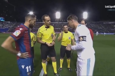 C.Ronaldo vô duyên, Real Madrid hòa thất vọng Levante