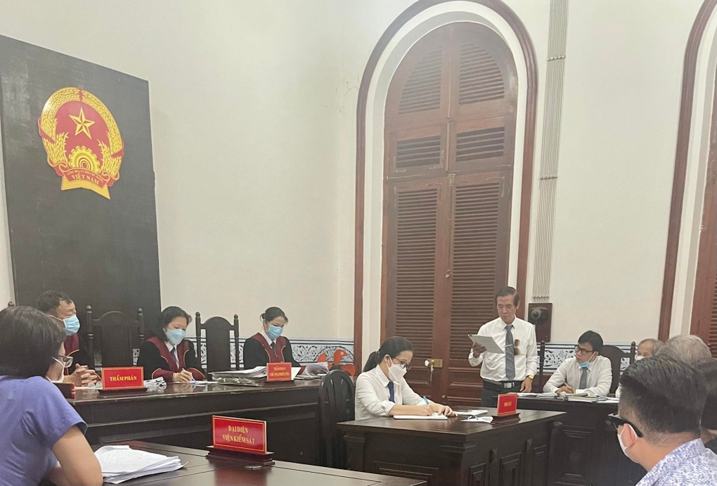 Diễn biến mới vụ dược sĩ kiện bệnh viện Nhân dân 115 vì bị sa thải - 1 Diễn biến mới vụ dược sĩ kiện bệnh viện Nhân dân 115 vì bị sa thải - 1