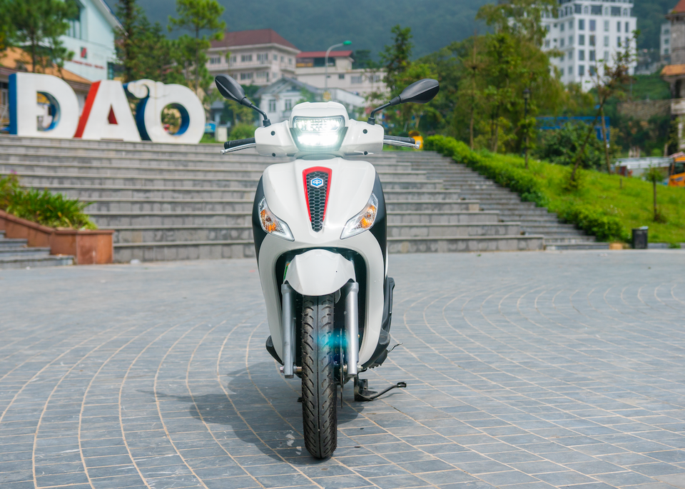 Piaggio Medley S 150: đối thủ xứng tầm trong phân khúc xe ga cao cấp - 7 Piaggio Medley S 150: đối thủ xứng tầm trong phân khúc xe ga cao cấp - 7