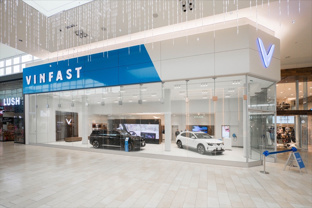 Vinfast ra mắt cửa hàng đầu tiên tại Yorkdale, Canada - 1 Vinfast ra mắt cửa hàng đầu tiên tại Yorkdale, Canada - 1