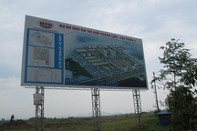 Choáng với cảnh hoang vu "siêu đô thị" Mê Linh