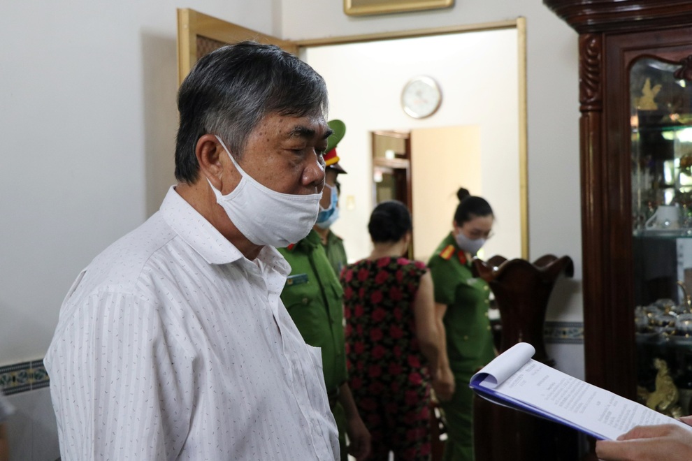 Những chữ ký dẫn đến vòng lao lý của nguyên Phó Chủ tịch tỉnh Phú Yên - 4 Những chữ ký dẫn đến vòng lao lý của nguyên Phó Chủ tịch tỉnh Phú Yên - 4