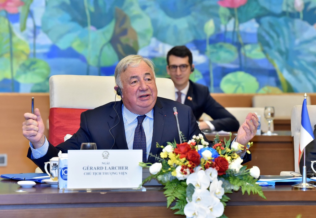 Chủ tịch Quốc hội đề nghị Pháp hỗ trợ tôn tạo di sản cầu Long Biên - 4 Chủ tịch Quốc hội đề nghị Pháp hỗ trợ tôn tạo di sản cầu Long Biên - 4