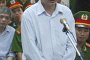 Dũng “tổng” kháng cáo, Dũng “huế” nhận án