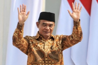 Bộ trưởng Indonesia khuyên “chồng nghèo nên lấy vợ giàu” để thoát nghèo