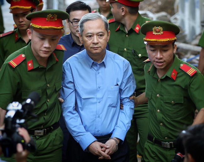 Danh tính ông chủ khu đất 2-4-6 Hai Bà Trưng, nơi khiến hàng loạt quan chức vướng lao lý - 3 Danh tính ông chủ khu đất 2-4-6 Hai Bà Trưng, nơi khiến hàng loạt quan chức vướng lao lý - 3