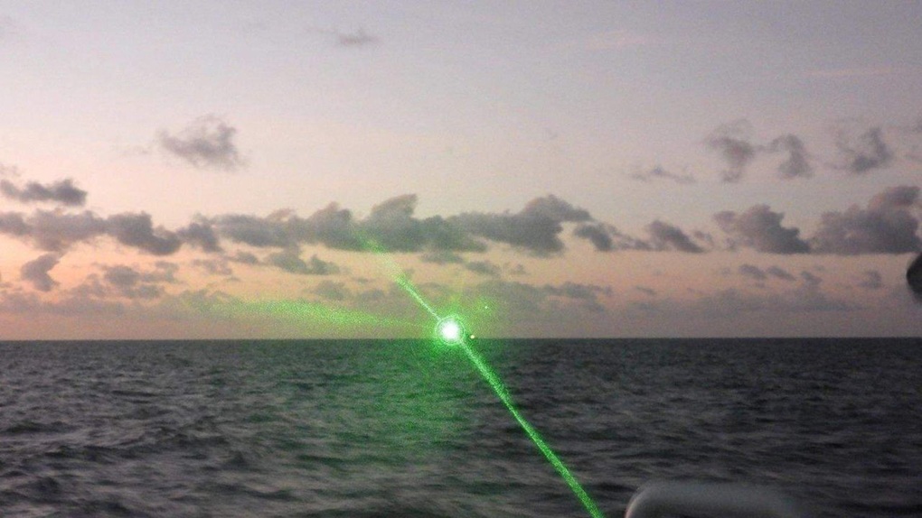 Mỹ lên tiếng vụ Philippines tố Trung Quốc chiếu laser vào tàu ở Biển Đông - 1 Mỹ lên tiếng vụ Philippines tố Trung Quốc chiếu laser vào tàu ở Biển Đông - 1