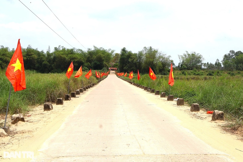 Người dân ốc đảo giữa sông Thu Bồn vui mừng vì sắp thoát cảnh cô lập - 1 Người dân ốc đảo giữa sông Thu Bồn vui mừng vì sắp thoát cảnh cô lập - 1