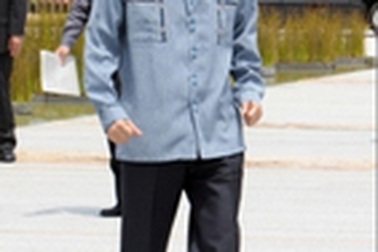 Nhật lại phát động chiến dịch quần áo “giản tiện” 