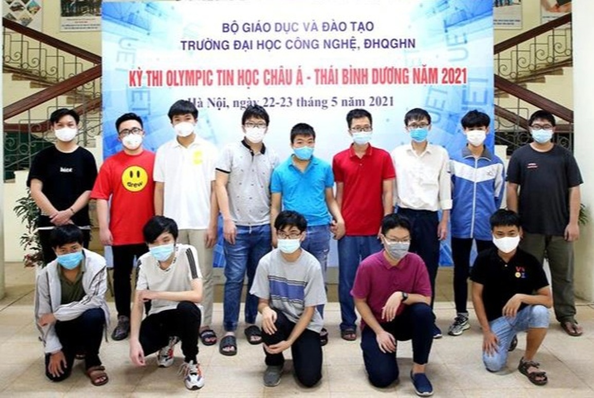Biểu dương học sinh đoạt giải Olympic và Khoa học Kỹ thuật quốc tế 2021 - 1 Biểu dương học sinh đoạt giải Olympic và Khoa học Kỹ thuật quốc tế 2021 - 1