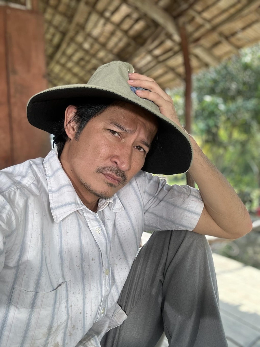 Huy Khánh: Từng sa sút vì ít phim, phải làm YouTube cải thiện thu nhập - 2 Huy Khánh: Từng sa sút vì ít phim, phải làm YouTube cải thiện thu nhập - 2