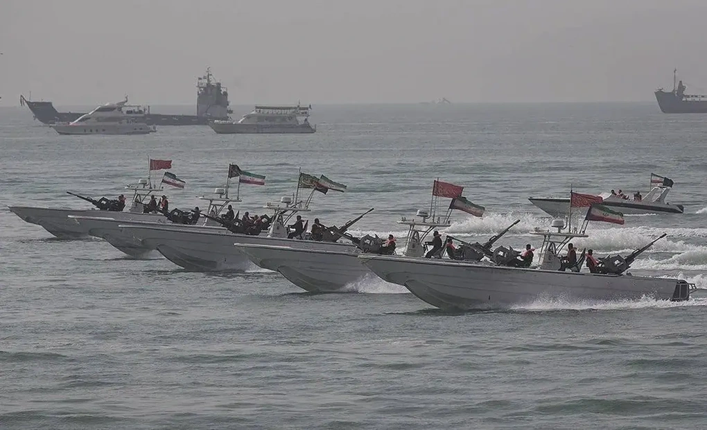 Đồng minh dè dặt về tuyên bố Hormuz sắp mở lại hoàn toàn của Mỹ - 1