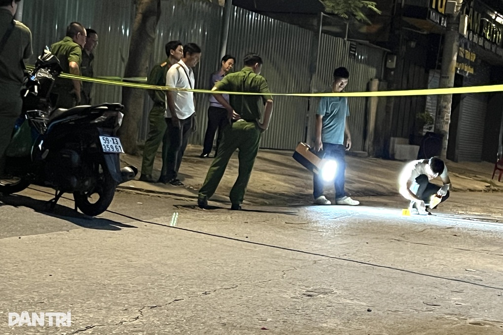 Người đàn ông từ Ninh Thuận vào TPHCM, chờ cả ngày để sát hại tình địch - 3 Người đàn ông từ Ninh Thuận vào TPHCM, chờ cả ngày để sát hại tình địch - 3