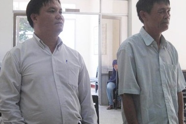 Đưa hối lộ, nguyên phó công an huyện hầu tòa