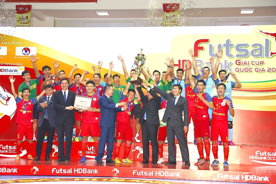 Đánh bại Đà Nẵng, Sanatech Khánh Hoa lên ngôi vô địch giải Futsal HDBank Cúp QG 2019 - 18 Đánh bại Đà Nẵng, Sanatech Khánh Hoa lên ngôi vô địch giải Futsal HDBank Cúp QG 2019 - 18